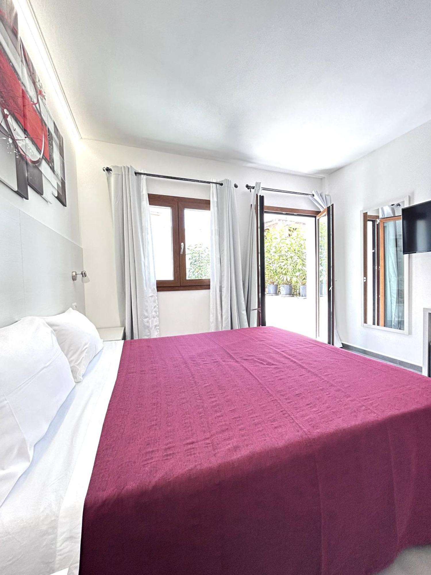 Longevity Hotel