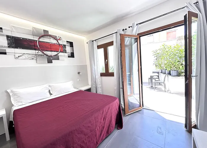 Longevity Hotel