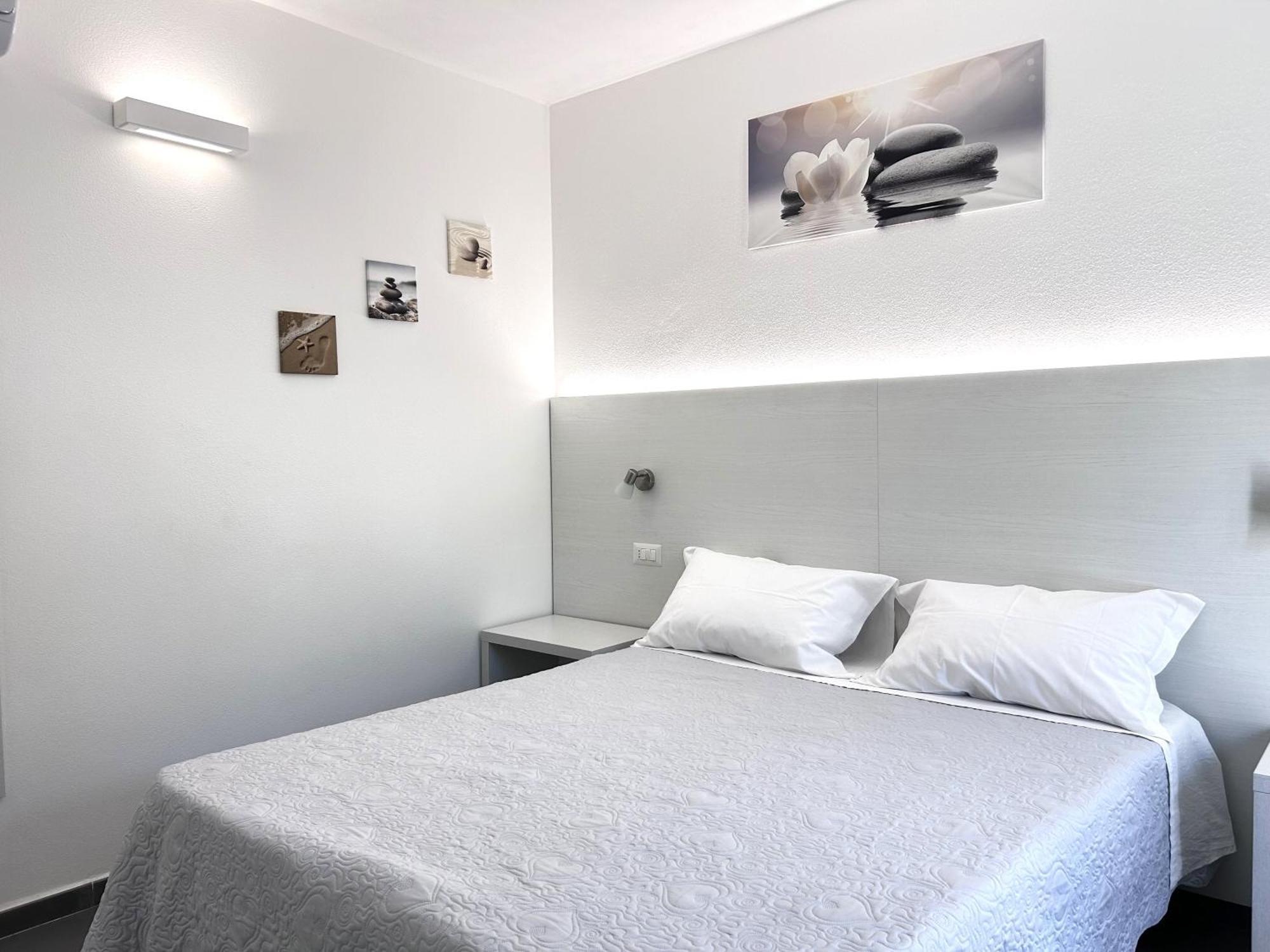 Longevity Hotel *