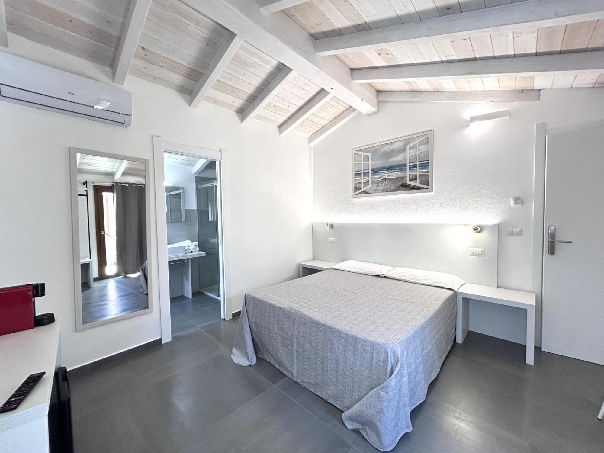 Longevity Hotel