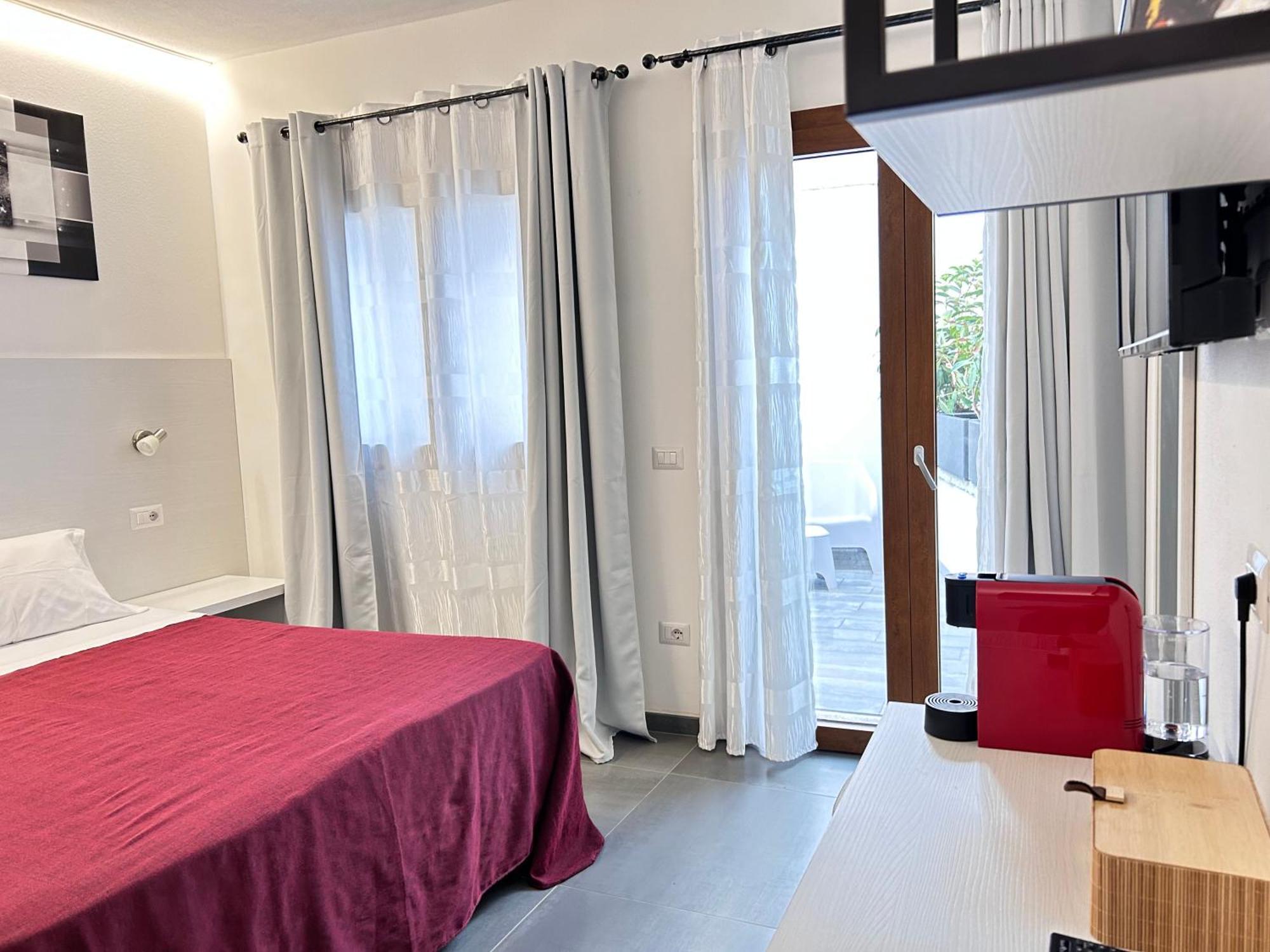 Longevity Hotel
